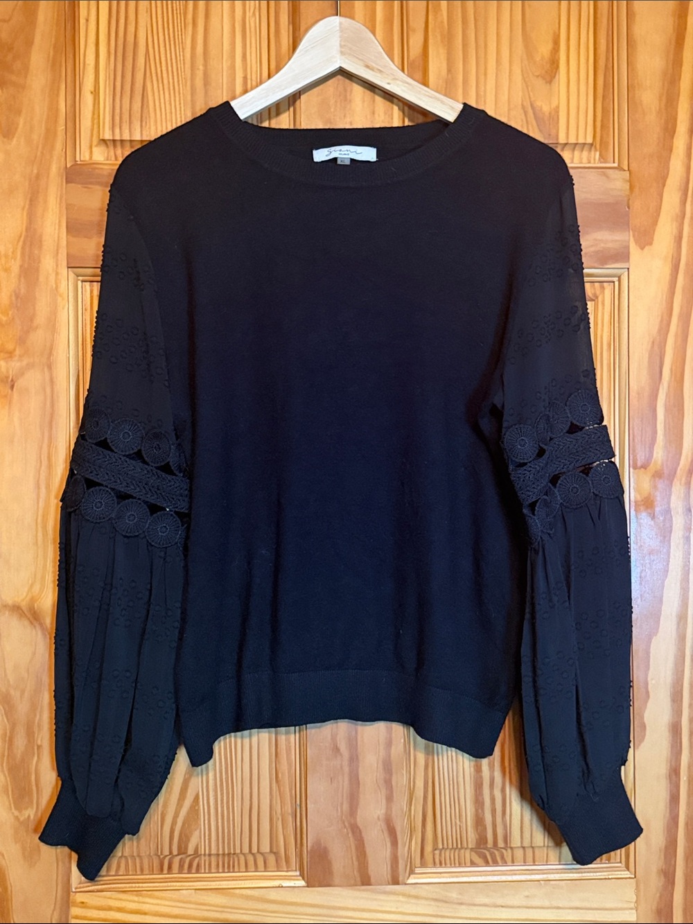 Siani Milano Black Crewneck Sweater with Lace-Trim Balloon Sleeves